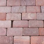 Брусчатка окатанная красная из песчаника