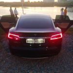 Продам автомобиль TESLA MODEL S 2016 г.в.