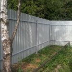 Заборы из профнастила